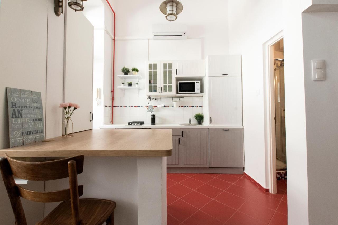 Standard Apartment by Hi5 - Rákóczi 23 Studio Budapeste Exterior foto