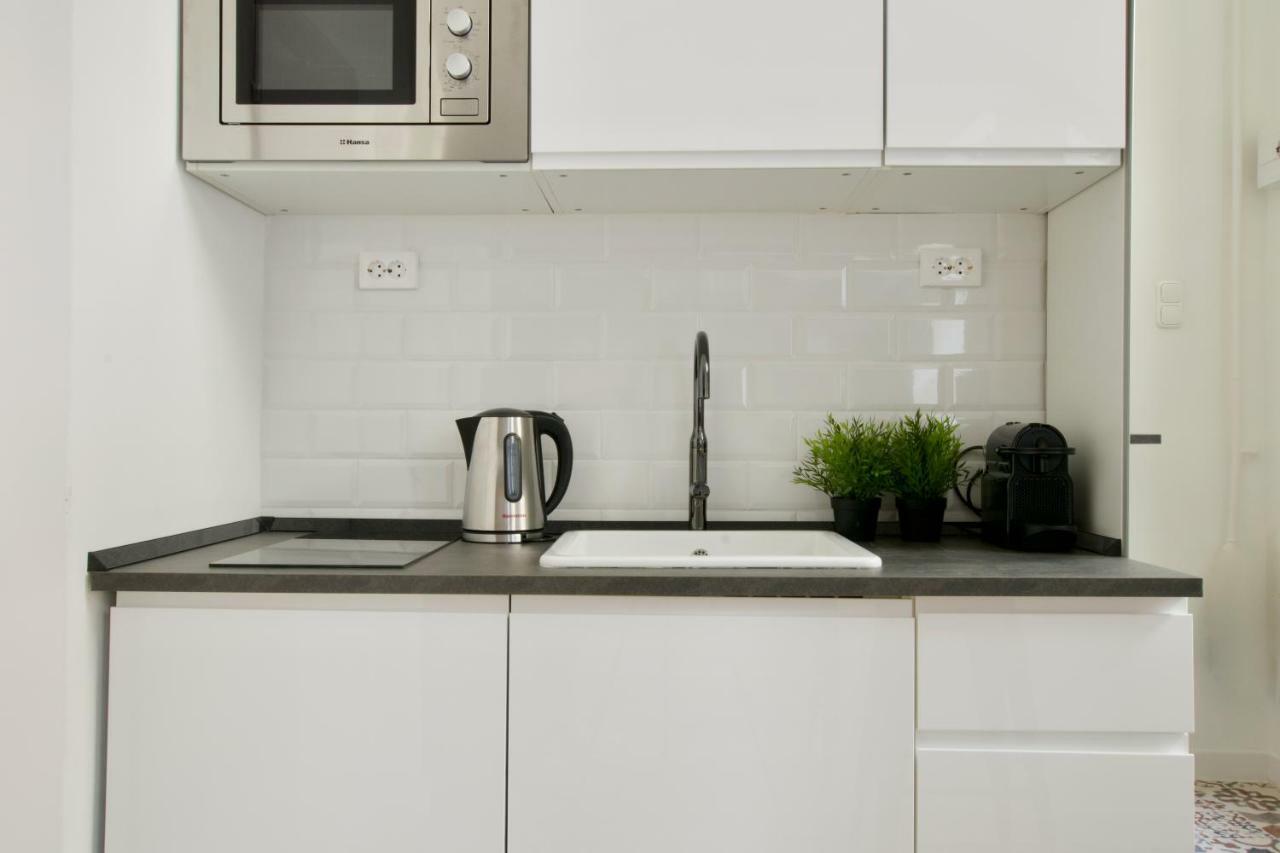 Standard Apartment by Hi5 - Rákóczi 23 Studio Budapeste Exterior foto